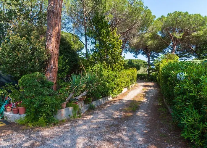 Апартаменты Villino Lacona Каполивери