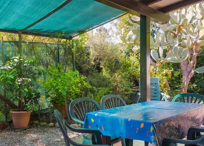 Villino Lacona Апартаменты *